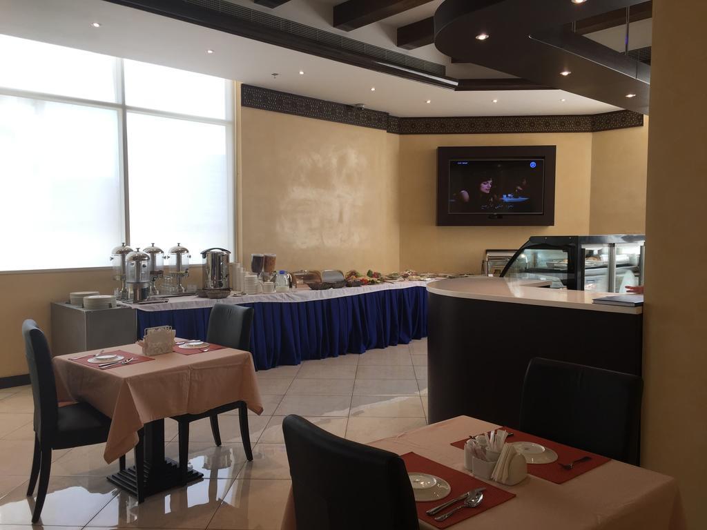 Boulevard City Suites Hotel Apartments Dubaj Zewnętrze zdjęcie