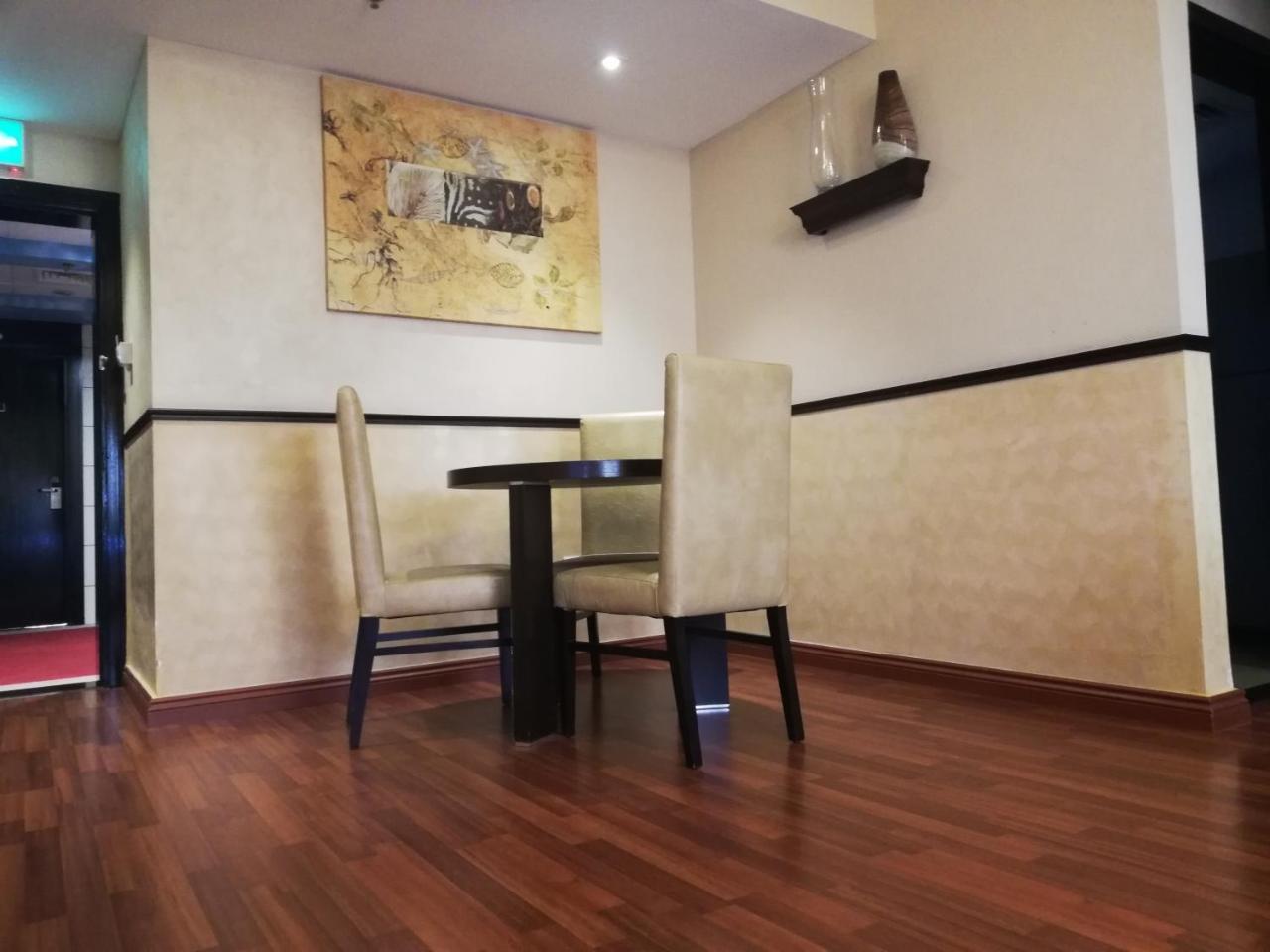 Boulevard City Suites Hotel Apartments Dubaj Zewnętrze zdjęcie