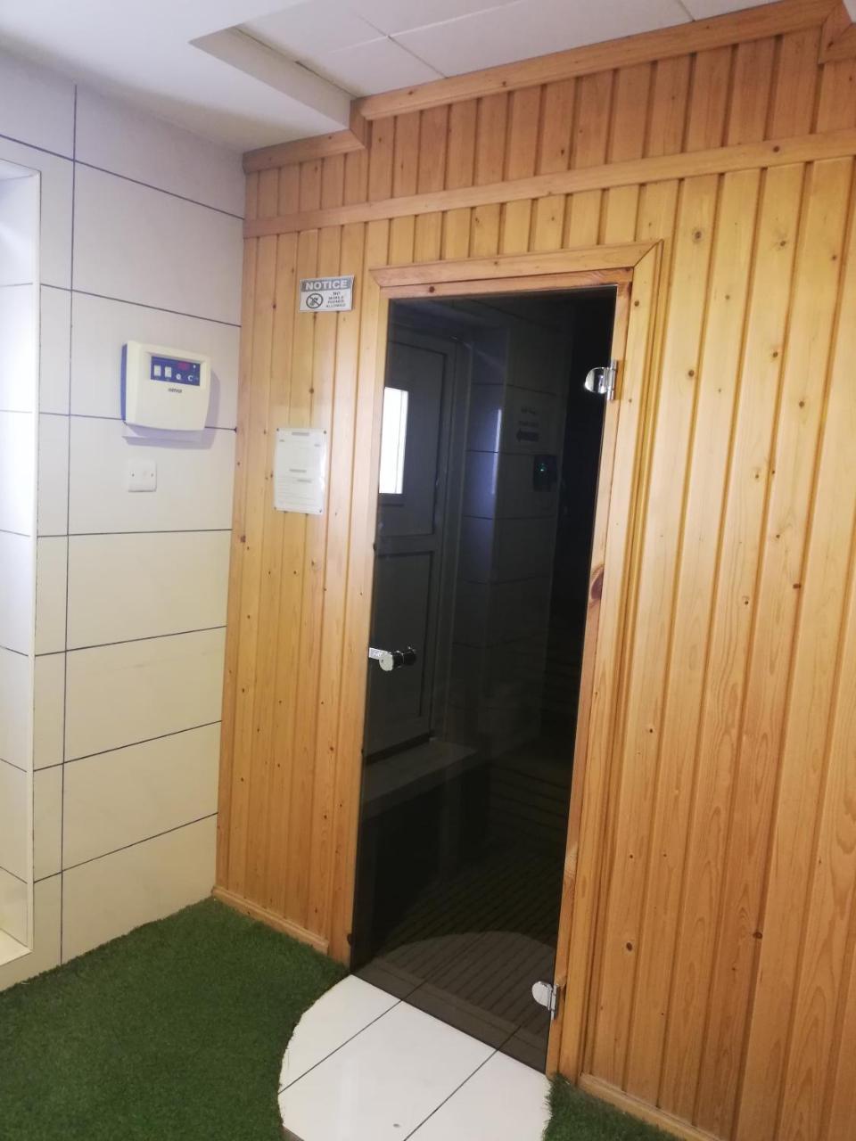 Boulevard City Suites Hotel Apartments Dubaj Zewnętrze zdjęcie