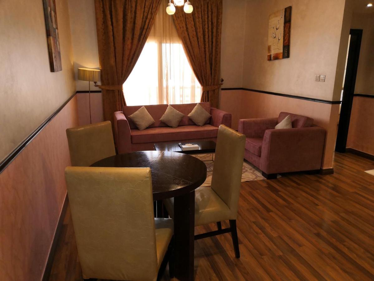 Boulevard City Suites Hotel Apartments Dubaj Zewnętrze zdjęcie